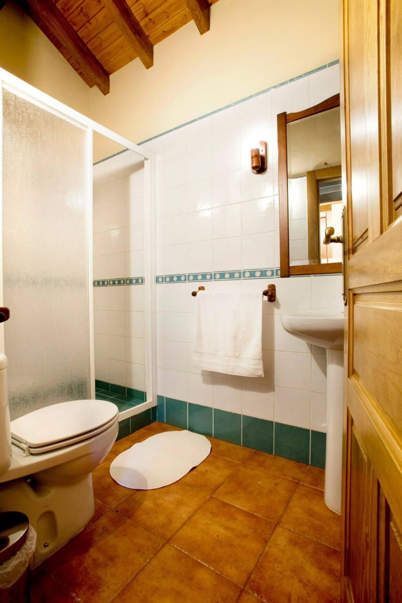 Apartamentos La Corona - Cabrales Carrena de Cabrales Kültér fotó