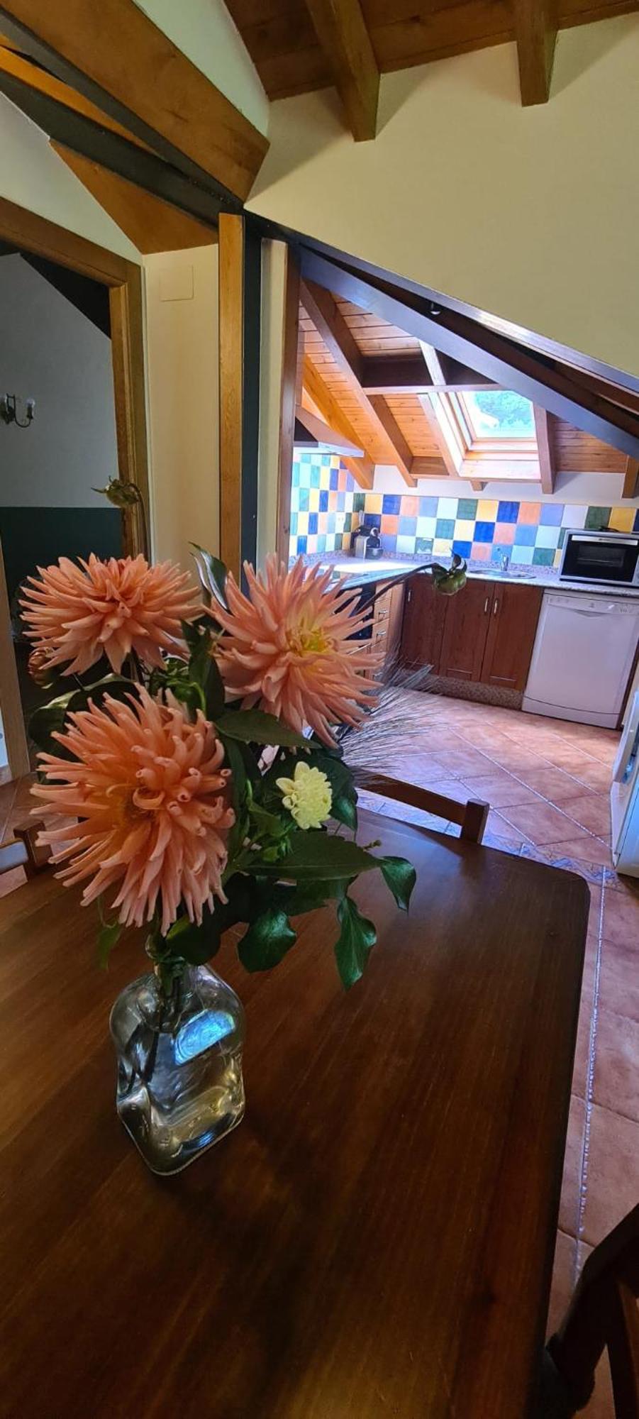 Apartamentos La Corona - Cabrales Carrena de Cabrales Kültér fotó