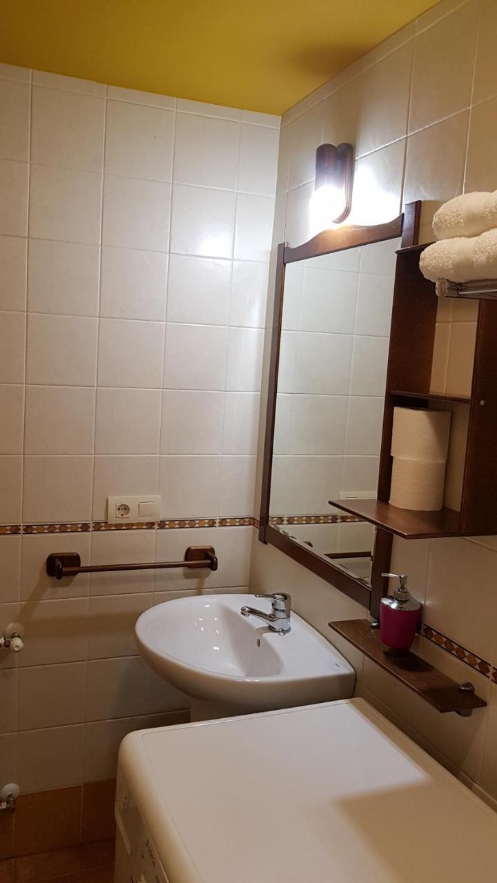 Apartamentos La Corona - Cabrales Carrena de Cabrales Kültér fotó